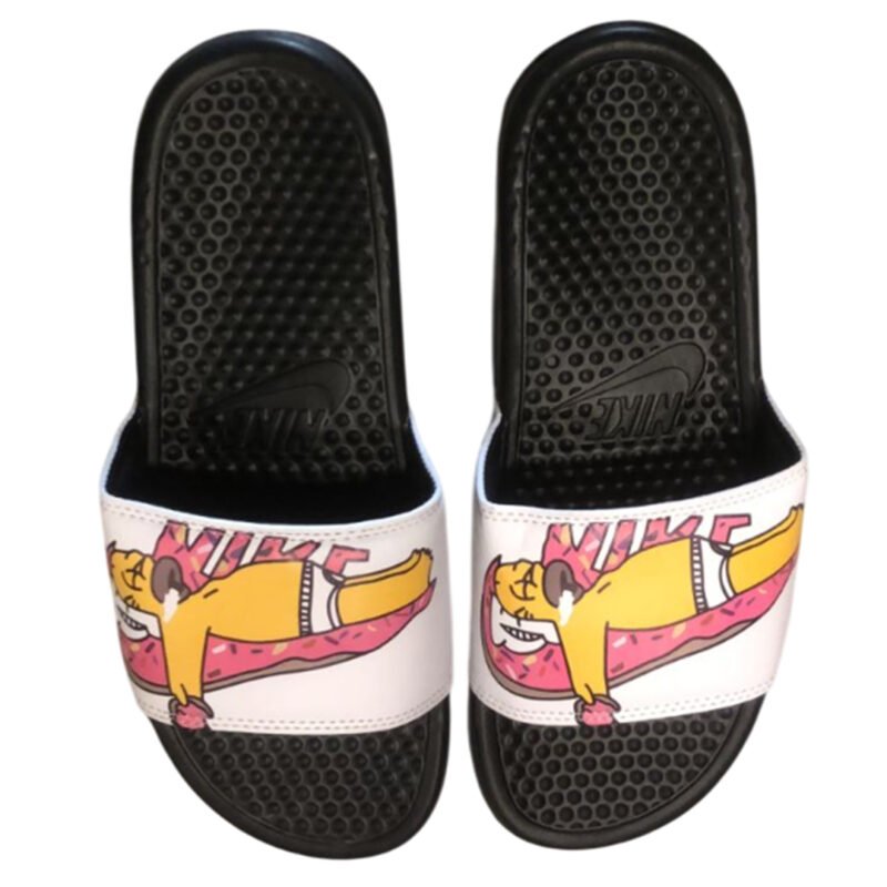 NikeBenassiJdiSlidesblackPrintwhite Trendy and Sporty