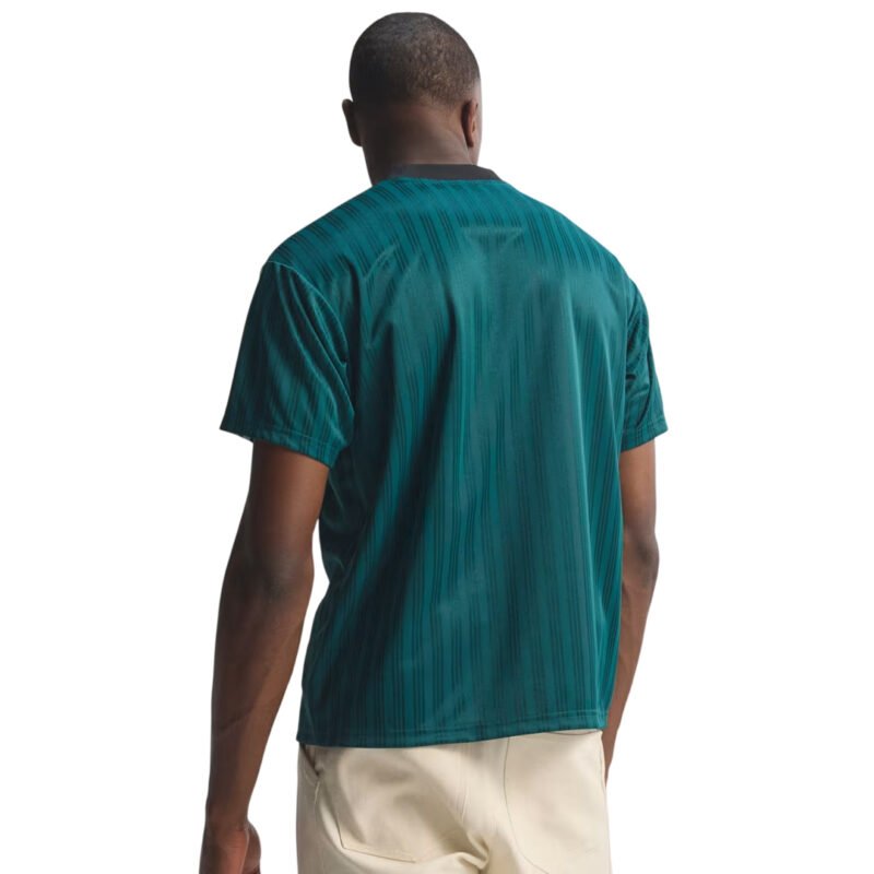 ⁦Liverpool FC 1995-96 Away T-Shirt  Loose-Fit⁩ - الصورة ⁦2⁩