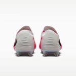 ⁦Nike Phantom 6 Low Elite Firm Ground Football⁩ - الصورة ⁦5⁩