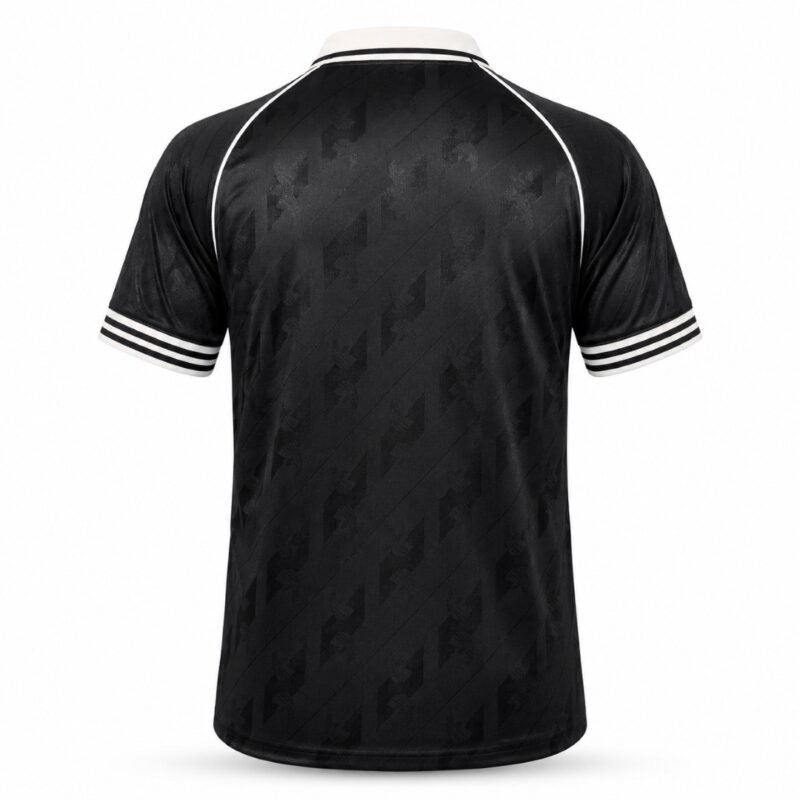 ⁦Real Madrid Vintage-Style Soccer Jersey⁩ - الصورة ⁦2⁩