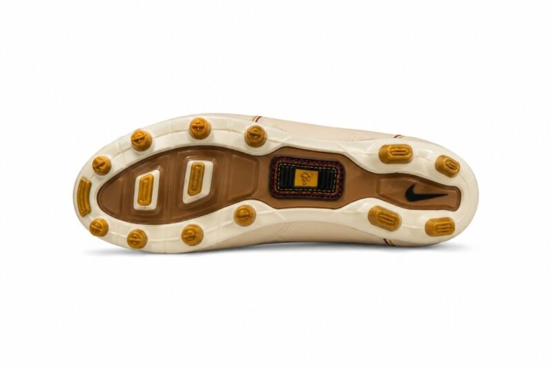 Nike Tiempo Ronaldinho R10 FG-1 - Image 3