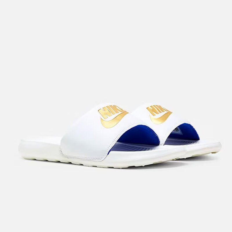 Nike Victori One Gold Wave - Image 3